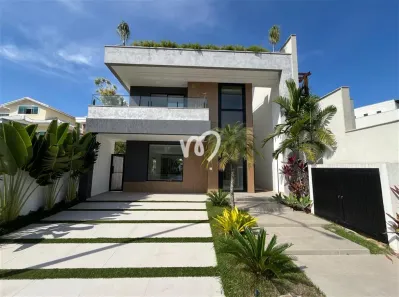 Casa com 4 Quartos à venda, 300m² no Recreio dos Bandeirantes, Rio de Janeiro