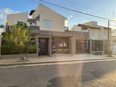 Sobrado com 4 Quartos à venda, 515m² no Granville Parque Residencial, Londrina
