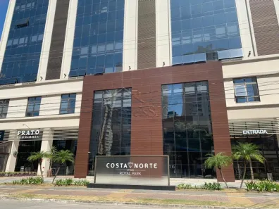 à venda, 623m² no Condomínio Royal Park, São José dos Campos