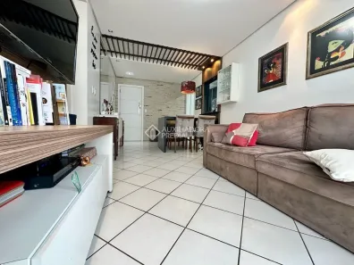 Apartamento com 2 Quartos à venda, 65m² no Abraão, Florianópolis