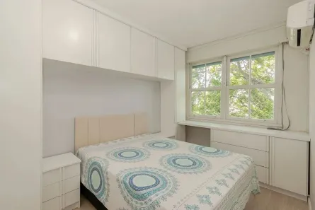 Apartamento com 2 Quartos à venda, 53m² no Santana, Porto Alegre