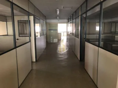 Ponto Comercial para alugar, 2240m² no Jardim Bela Vista, São José dos Campos