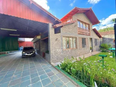 Casa com 5 Quartos à venda, 630m² no Itaipava, Petrópolis