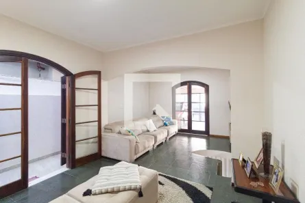 Casa com 3 Quartos à venda, 250m² no Jaguaribe, Osasco
