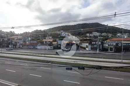 Sala Comercial à venda, 50m² no Itaipu, Niterói
