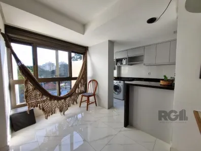 Apartamento com 2 Quartos à venda, 63m² no Camaquã, Porto Alegre