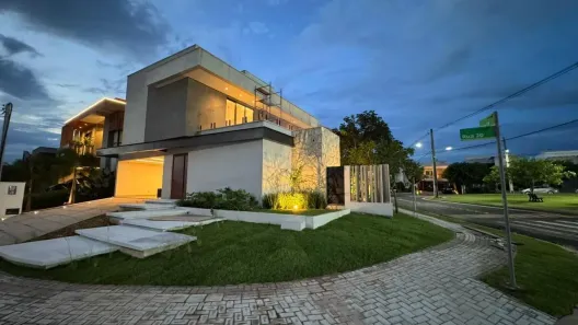 Casa de Condomínio com 3 Quartos à venda, 271m² no Uruguai, Teresina