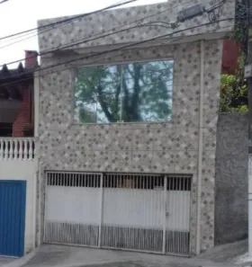 Casa com 3 Quartos à venda, 242m² no Piqueri, São Paulo