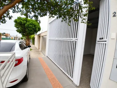 Casa com 3 Quartos para alugar, 90m² no Leonor, Londrina