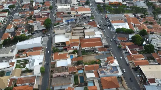 Sobrado com 4 Quartos à venda, 500m² no Chácara Girassol, Americana