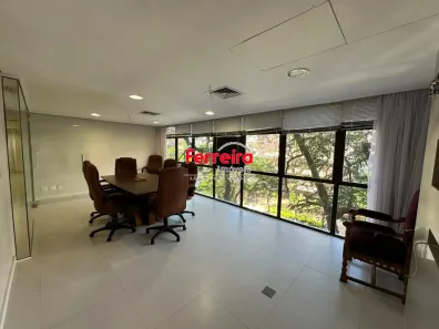 Sala Comercial para alugar, 100m² no Moinhos de Vento, Porto Alegre