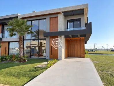 Casa de Condomínio com 5 Quartos à venda, 247m² no , Xangri-Lá