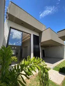 Casa com 3 Quartos à venda, 172m² no Grand Ville, Uberlândia