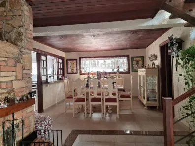 Sobrado com 3 Quartos à venda, 276m² no Parque Jatibaia (Sousas), Campinas