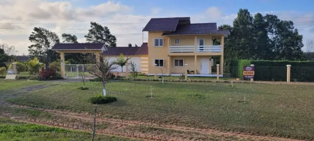 Fazenda/Sítio com 4 Quartos à venda, 250m² no Águas Claras, Viamão