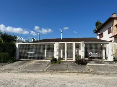 Casa com 5 Quartos à venda, 310m² no Córrego Grande, Florianópolis