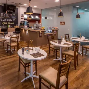 Sala Comercial com 1 Quarto para alugar, 605m² no Jardim das Laranjeiras, São Paulo