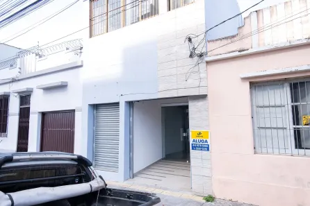 Sala Comercial para alugar, 125m² no Centro, Pelotas