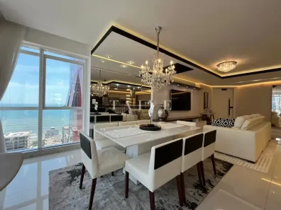 Apartamento com 4 Quartos à venda, 223m² no Meia Praia, Itapema
