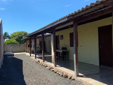 Casa com 2 Quartos à venda, 80m² no Jardim Ultramar, Balneário Gaivota