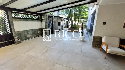 Sobrado com 3 Quartos à venda, 174m² no Aparecida, Santos