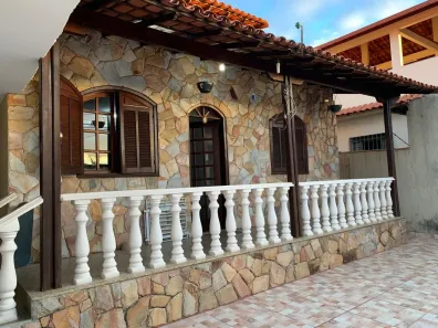Casa com 3 Quartos à venda, 349m² no Pindorama, Belo Horizonte