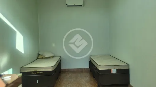 Fazenda/Sítio com 8 Quartos à venda, 600m² no , Hidrolândia