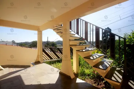 Sobrado com 4 Quartos à venda, 214m² no Centro Alto, Ribeirão Pires