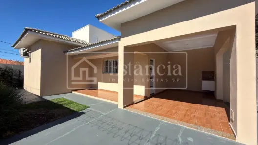 Casa com 3 Quartos para alugar, 135m² no Bela Vista, Brotas