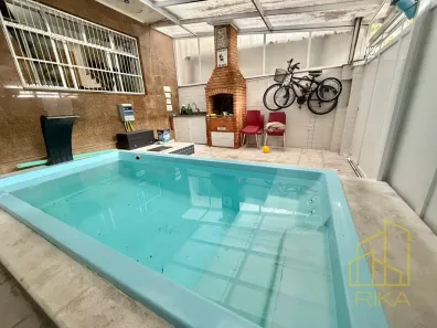 Casa com 2 Quartos para alugar, 100m² no Marapé, Santos
