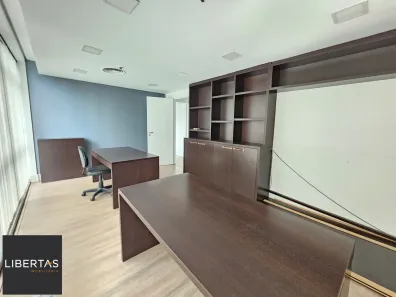 Sala Comercial com 3 Quartos à venda, 60m² no Moinhos de Vento, Porto Alegre