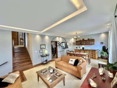 Casa de Condomínio com 3 Quartos à venda, 300m² no Golf Gardens, Carapicuíba