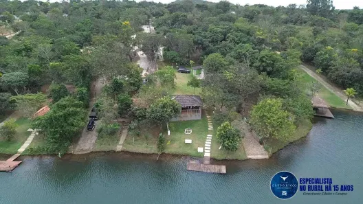 Fazenda/Sítio com 4 Quartos à venda, 2000m² no Setor Central, Aragoiânia