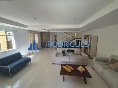 Apartamento com 5 Quartos para alugar, 110m² no Buraquinho, Lauro de Freitas