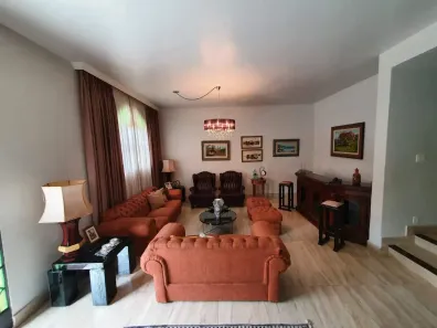 Casa com 4 Quartos à venda, 350m² no Coração de Jesus, Belo Horizonte