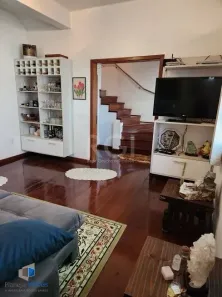 Casa com 3 Quartos à venda, 250m² no Azenha, Porto Alegre
