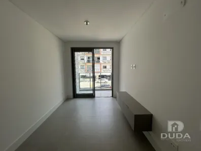 Apartamento com 2 Quartos à venda, 673m² no Córrego Grande, Florianópolis