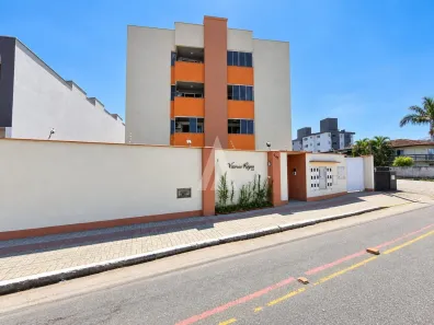Apartamento com 2 Quartos à venda, 75m² no Bom Retiro, Joinville