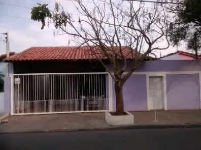 Casa com 3 Quartos à venda, 180m² no Jardim Brasil, Itapetininga
