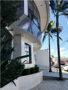 Prédio Comercial para alugar, 930m² no Brasil, Uberlândia
