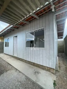 Casa com 2 Quartos para alugar, 50m² no Areias, Tijucas