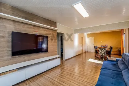 Sobrado com 3 Quartos à venda, 297m² no Capão Raso, Curitiba