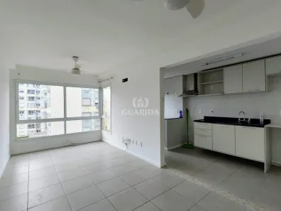 Apartamento com 3 Quartos para alugar, 71m² no Cavalhada, Porto Alegre