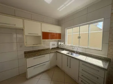 Casa de Condomínio com 3 Quartos para alugar, 180m² no Jardim Rosa Cruz, Mogi Guaçu