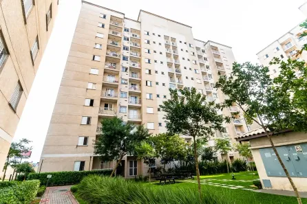 Apartamento com 2 Quartos para alugar, 56m² no Xaxim, Curitiba