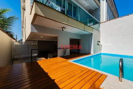 Casa com 2 Quartos à venda, 110m² no Macuco, Santos