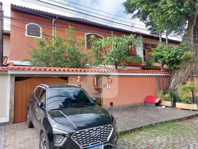 Casa de Condomínio com 3 Quartos à venda, 198m² no Freguesia (Jacarepaguá), Rio de Janeiro