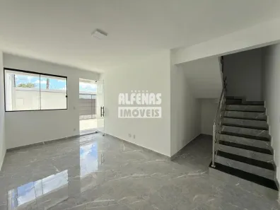 Casa com 3 Quartos à venda, 125m² no Centro, Contagem