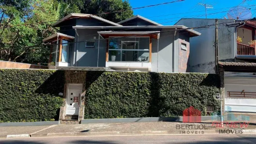 Casa com 3 Quartos à venda, 126m² no Capela, Vinhedo