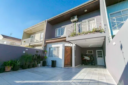 Casa de Condomínio com 3 Quartos à venda, 154m² no Cajuru, Curitiba